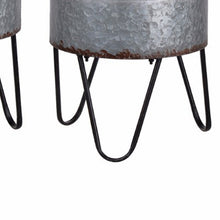 Load image into Gallery viewer, Round Galvanized Metal Planters With Hairpin Legs, Gray And Black